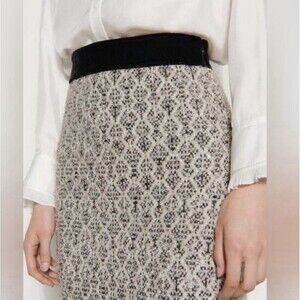 Womens Size 4 Sandro Paris Skirt EUC